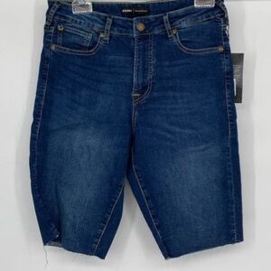 True Religion Mid Rise Blue Jean Bermuda Shorts Size 31